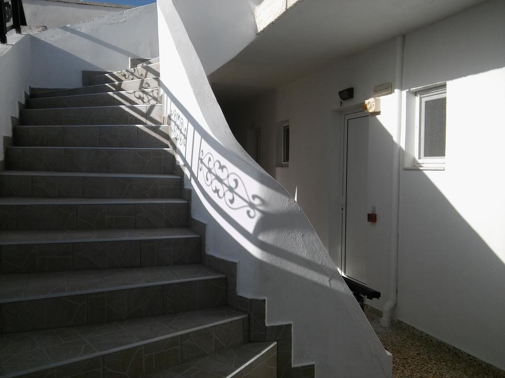 האראקי Maria Studios And Apartments מראה חיצוני תמונה