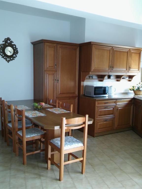 האראקי Maria Studios And Apartments מראה חיצוני תמונה
